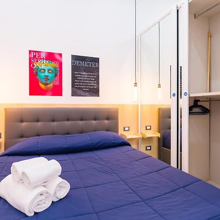 Baubo Sulla Via Dei Presepi By Napoliapartments Eksteriør billede