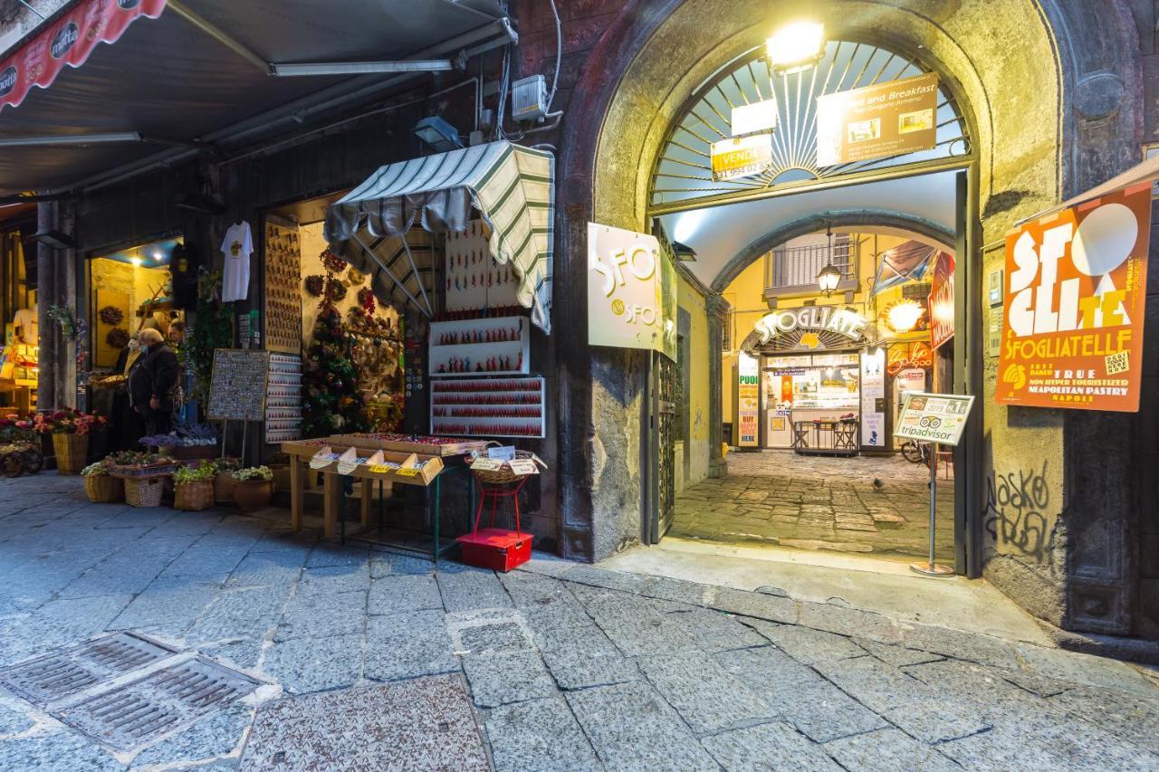 Baubo Sulla Via Dei Presepi By Napoliapartments Eksteriør billede
